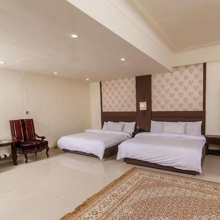 Shelton'S Rezidor House Hotell Peshawar Eksteriør bilde