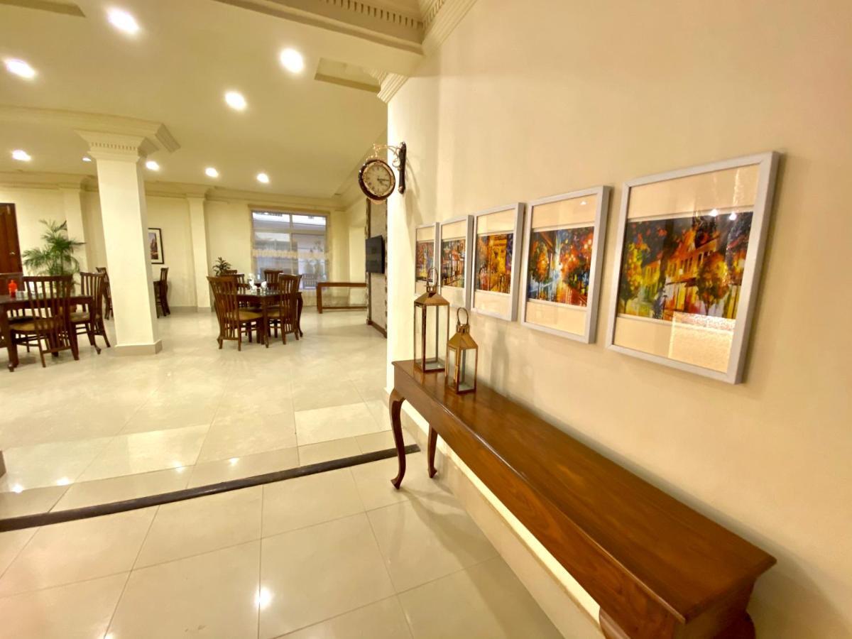 Shelton'S Rezidor House Hotell Peshawar Eksteriør bilde