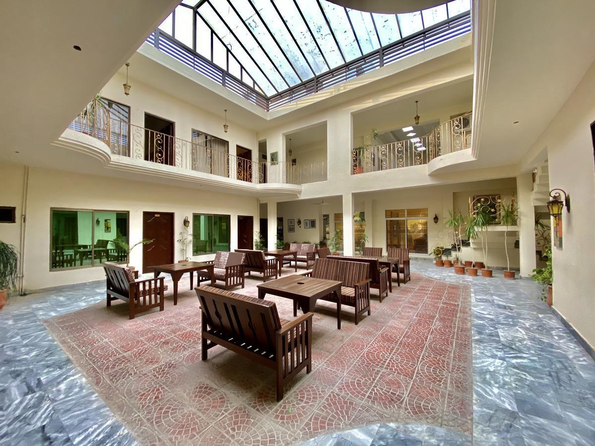 Shelton'S Rezidor House Hotell Peshawar Eksteriør bilde